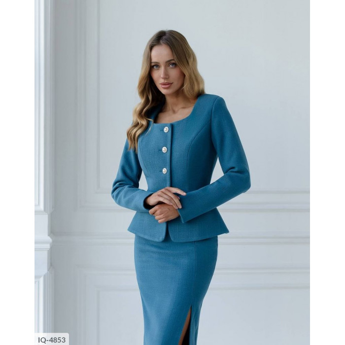 Модні образи IQ-4853 — костюми для будь-якої події
