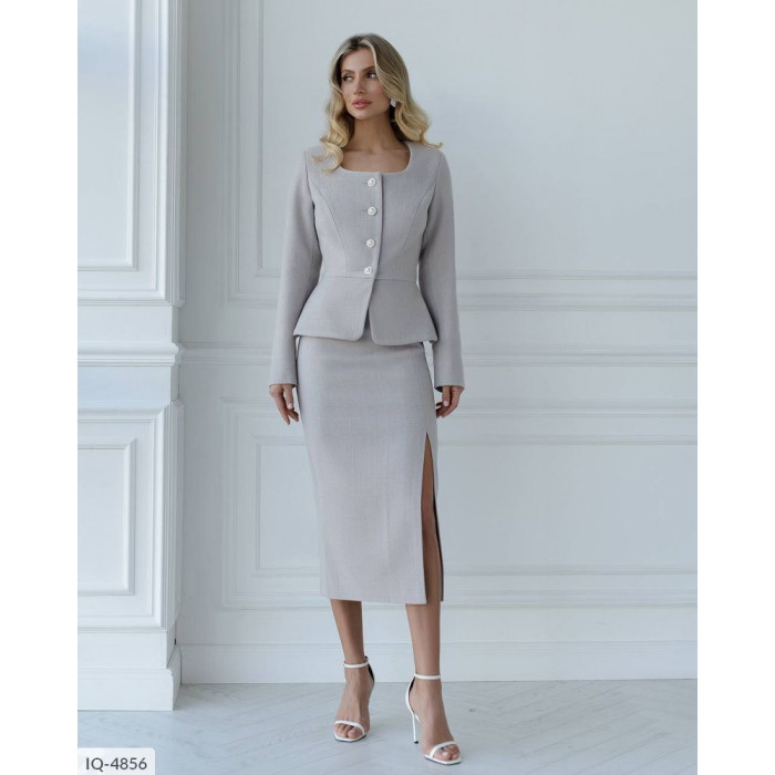 Костюми IQ-4856 — практичність, мода й комфорт