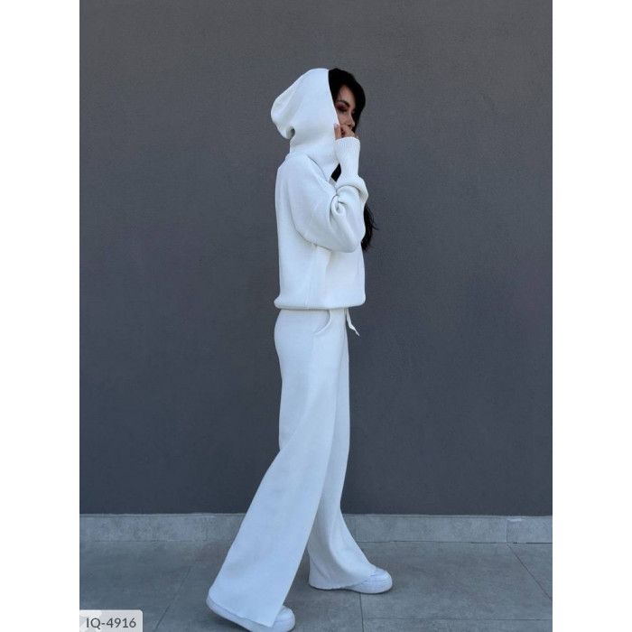 Костюми 2025 IQ-4916 — трендові фасони