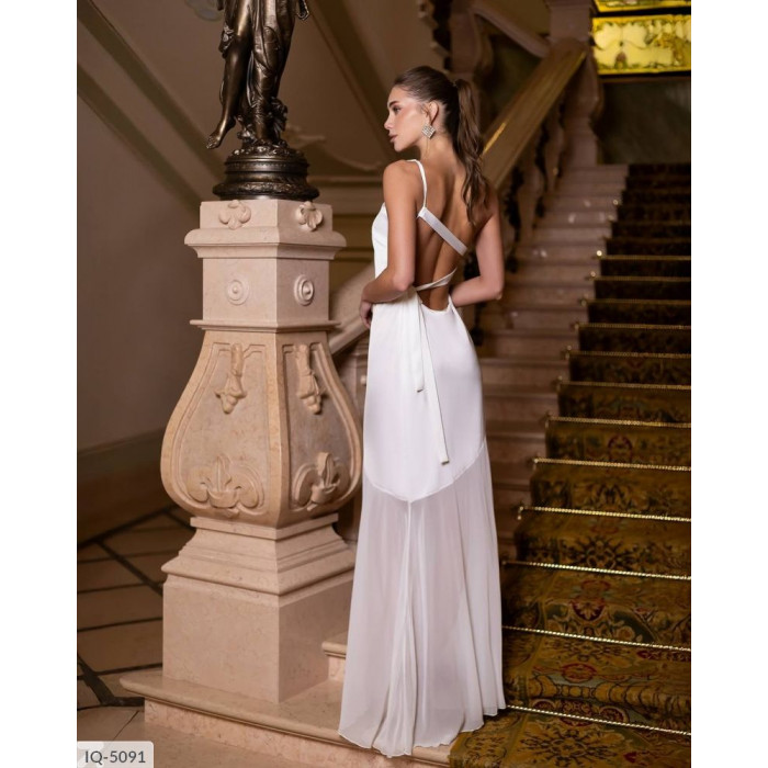 Жіночі сукні IQ-5091 — будь неперевершеною у будь-якій ситуації