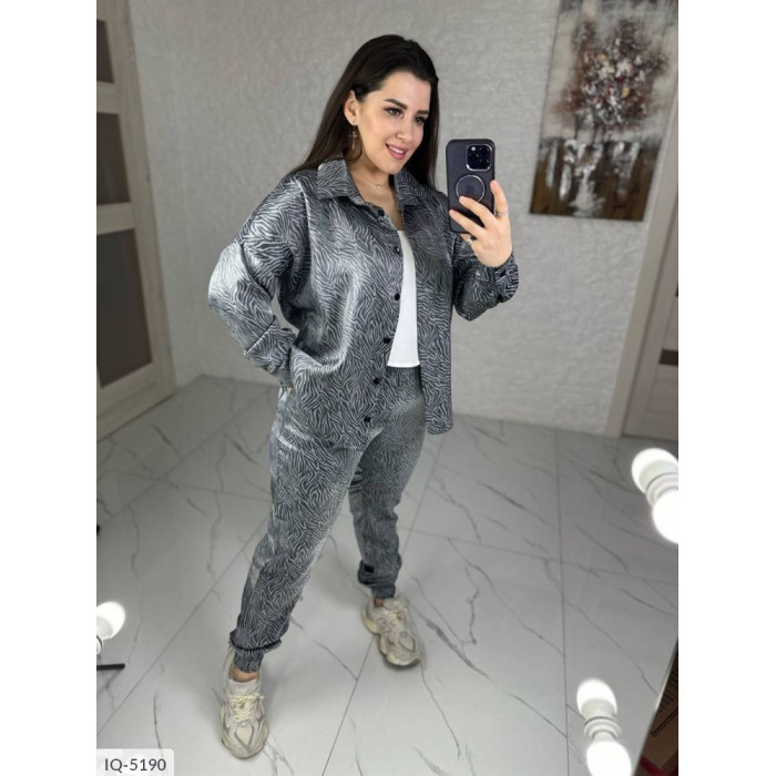 Жіночі костюми XL+ IQ-5190 — елегантність і зручність