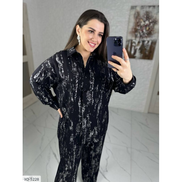 Костюми великого розміру IQ-5228 — сучасна класика