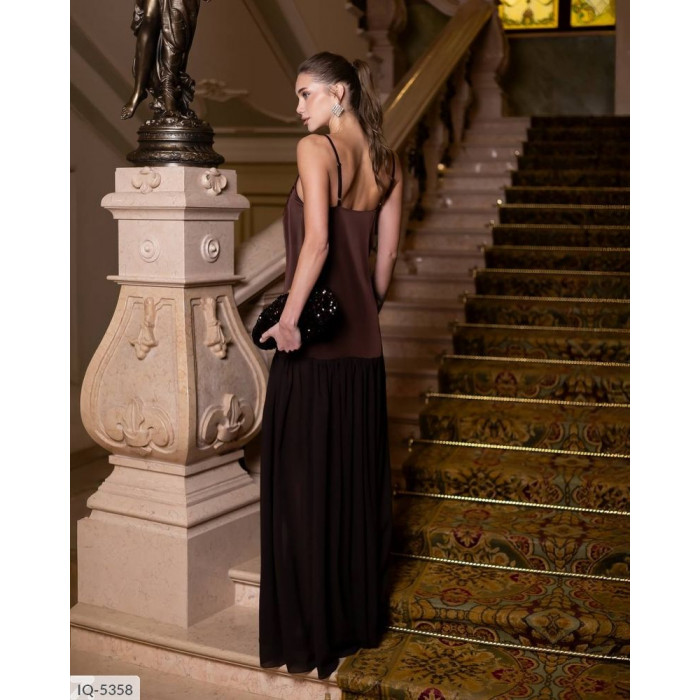 Модні образи від Odessa Moda IQ-5358 — знайди свою ідеальну сукню