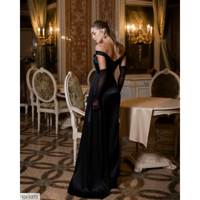 Модні сукні IQ-5372 — стиль, комфорт і жіночність у кожній деталі