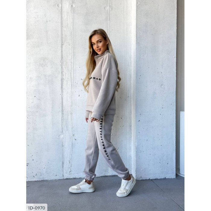 Купити Прогулянковий костюм ID-0970
