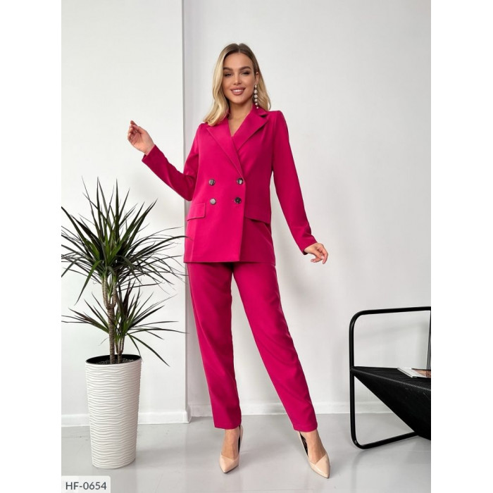 Модні костюми HF-0654 — обери свій стиль