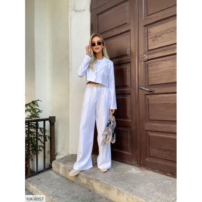 Модні костюми HX-8057 — будь у тренді цього сезону