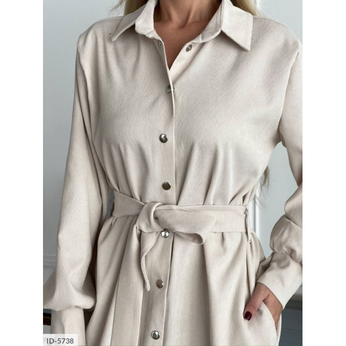 Модні образи для жінок великого розміру ID-5738 — стиль, що надихає