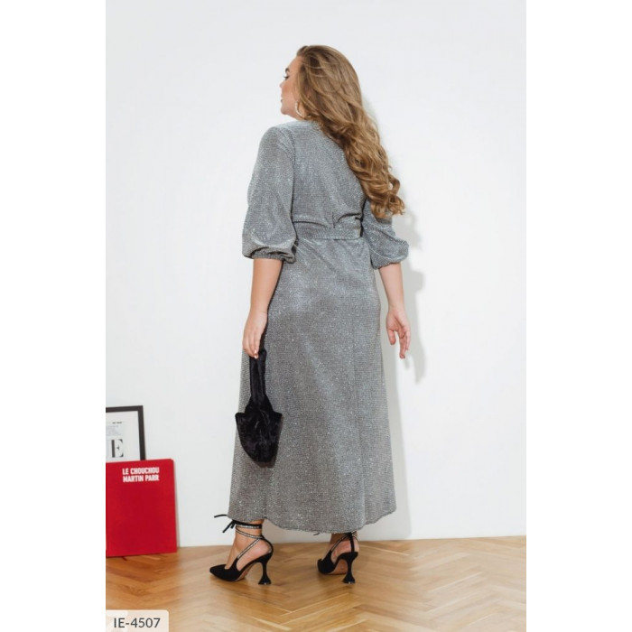 Модні образи для жінок великого розміру IE-4507 — стиль, що надихає