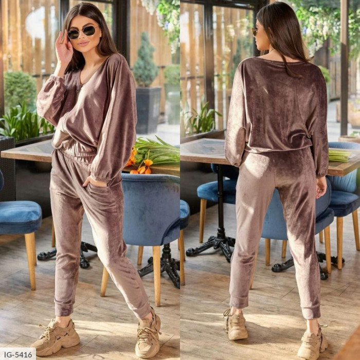 Модні жіночі костюми IG-5416 — легкість і впевненість у кожному русі