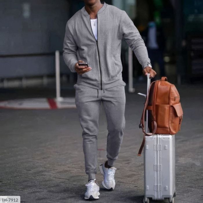 Модні чоловічі костюми IH-7912 — елегантність і стиль