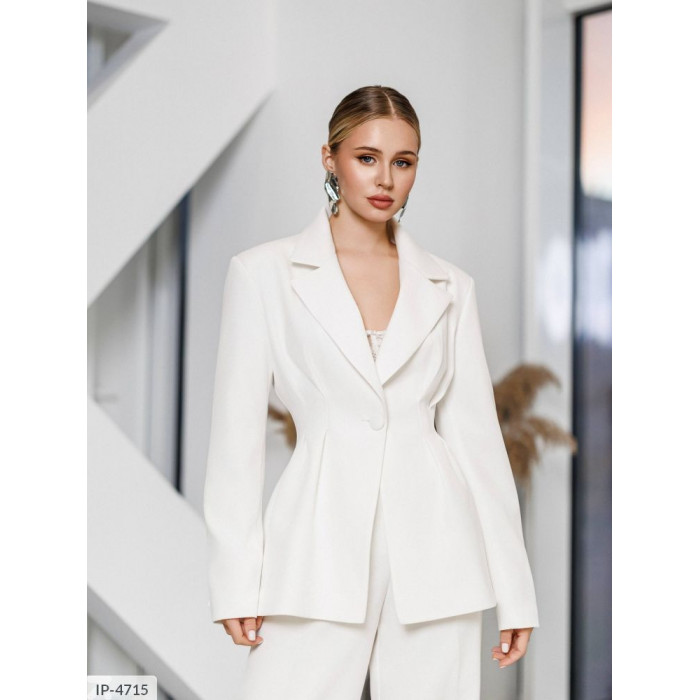 Костюми 2025 IP-4715 — трендові фасони