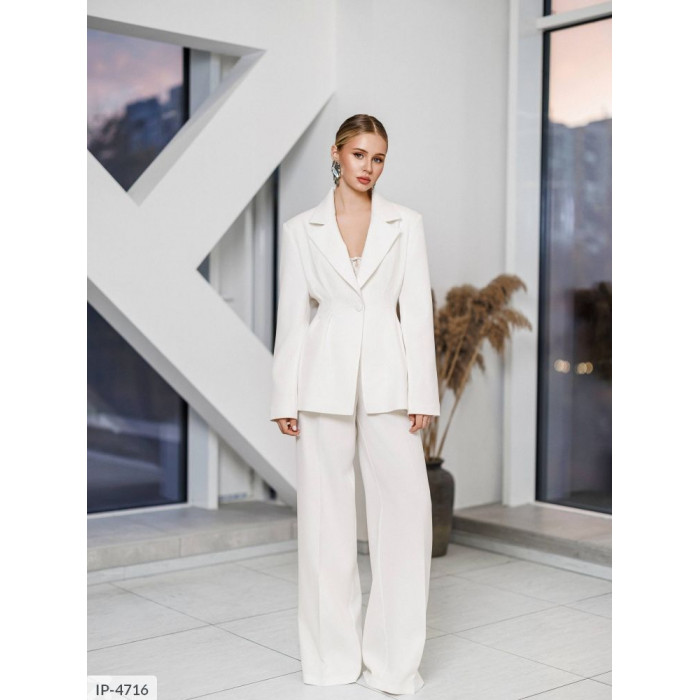 Модні костюми IP-4716 — стиль і комфорт у кожному дні