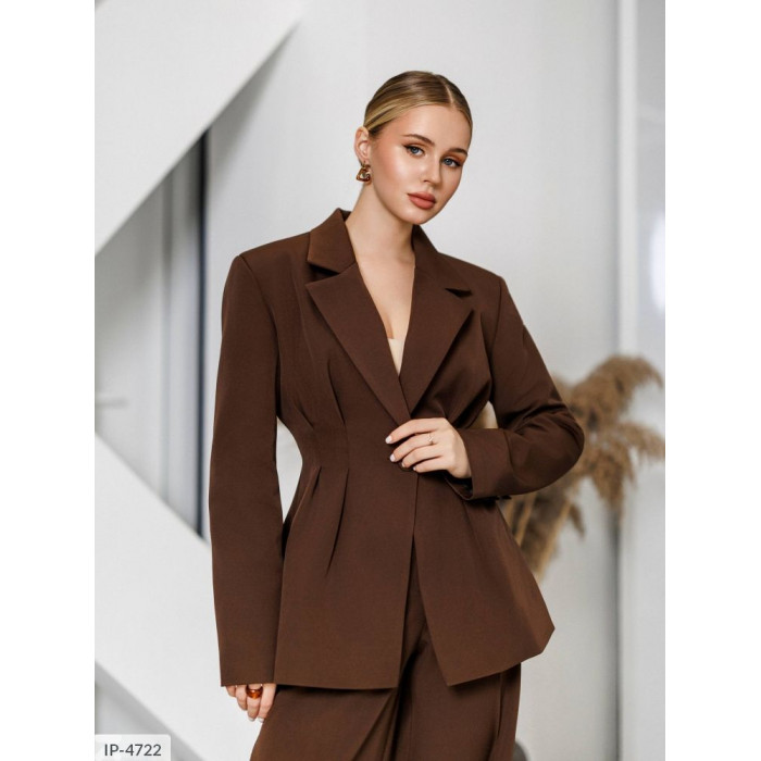 Жіночі костюми IP-4722 — сучасний дизайн і бездоганна посадка