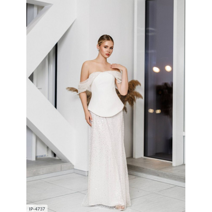 Жіночі костюми Odessa Moda IP-4737 — елегантність і зручність