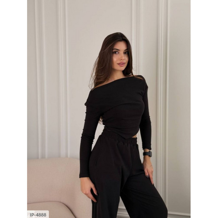 Стильні жіночі прогулянкові костюми IP-4888 — зручність і шарм