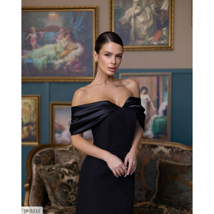 Модні тренди сезону IP-5212 — стильні сукні для сучасних жінок