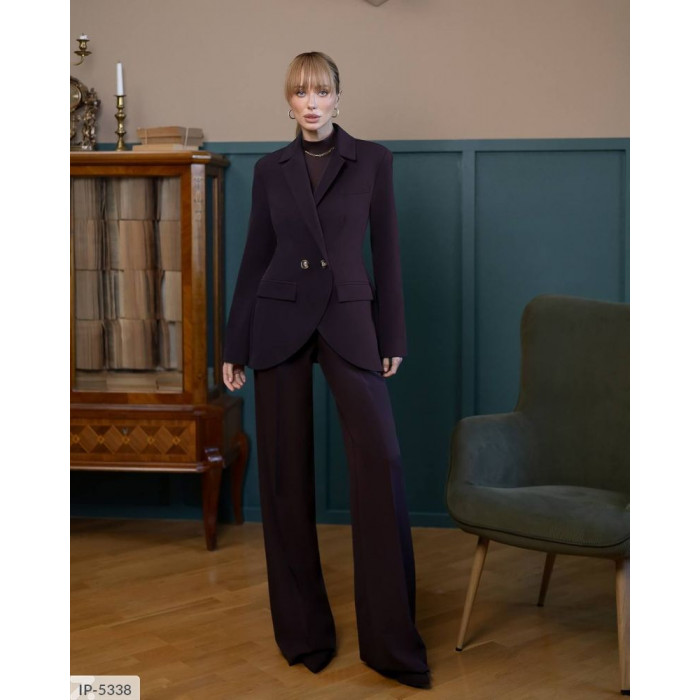 Костюми IP-5338 — практичність, мода й комфорт