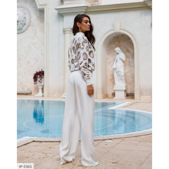 Светри жіночі IP-5361 — практичність і шарм