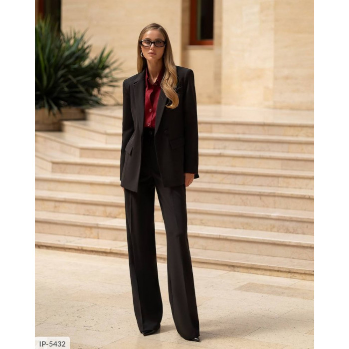 Жіночі костюми XL+ IP-5432 — елегантність і зручність