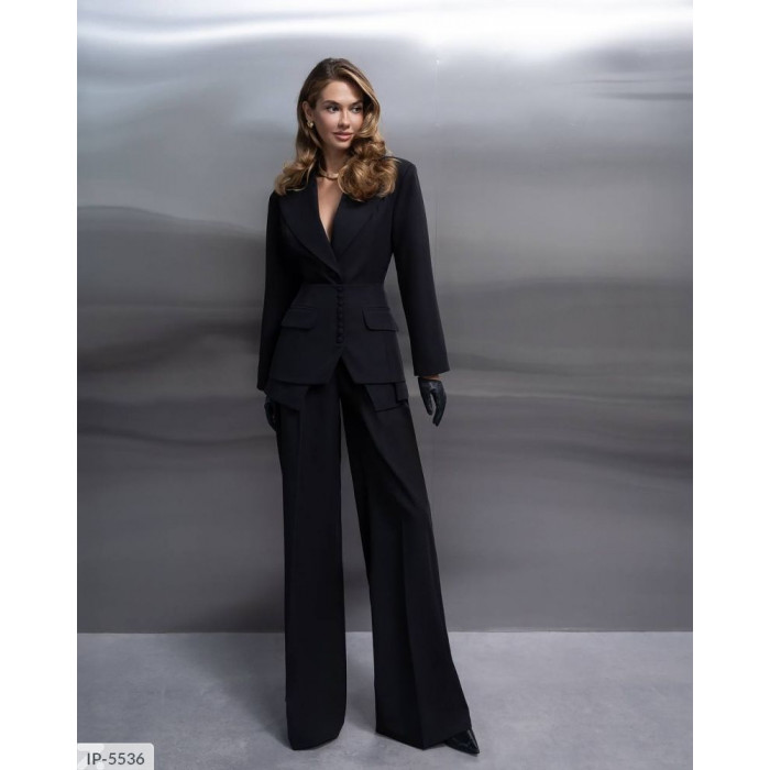 Жіночі костюми Odessa Moda IP-5536 — елегантність і зручність