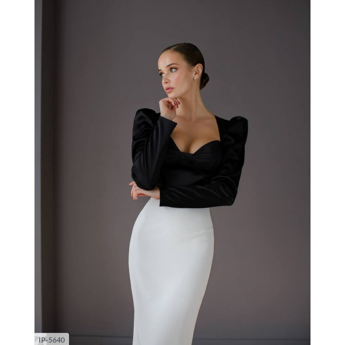 Жіночі блузки IP-5640 — класика, що завжди у тренді
