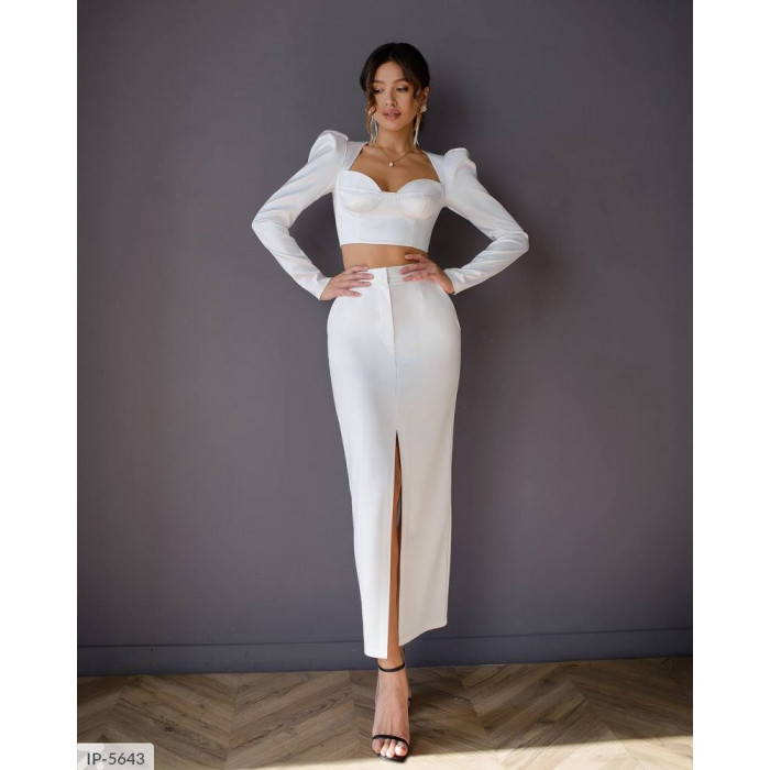 Модні блузки 2025 IP-5643 — тренди сезону для сучасних жінок