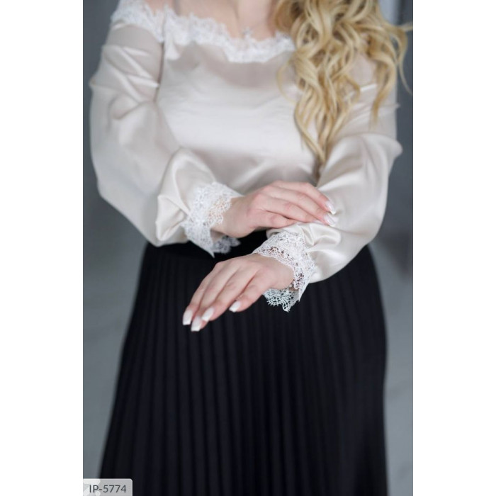 Модні блузки 2025 IP-5774 — тренди сезону для сучасних жінок