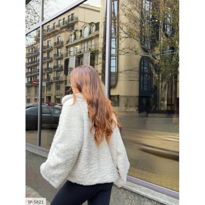 Модний верхній одяг IP-5821 — твій ідеальний вибір на осінь і зиму
