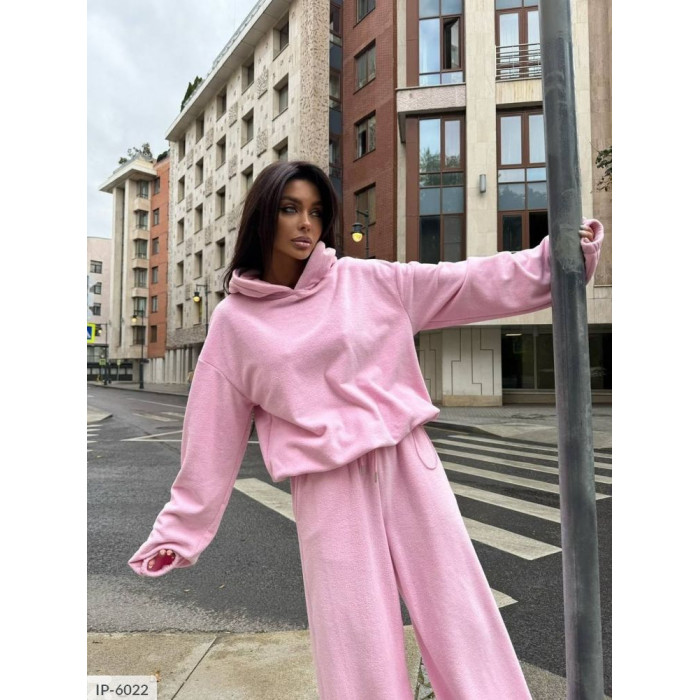 Стильні жіночі прогулянкові костюми IP-6022 — зручність і шарм