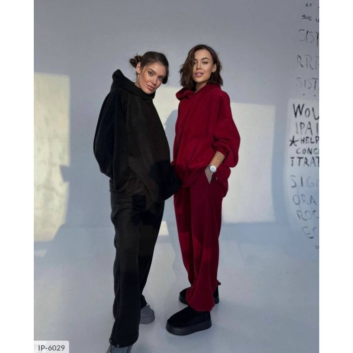 Модні костюми для прогулянок і відпочинку IP-6029 — легкість у кожному русі