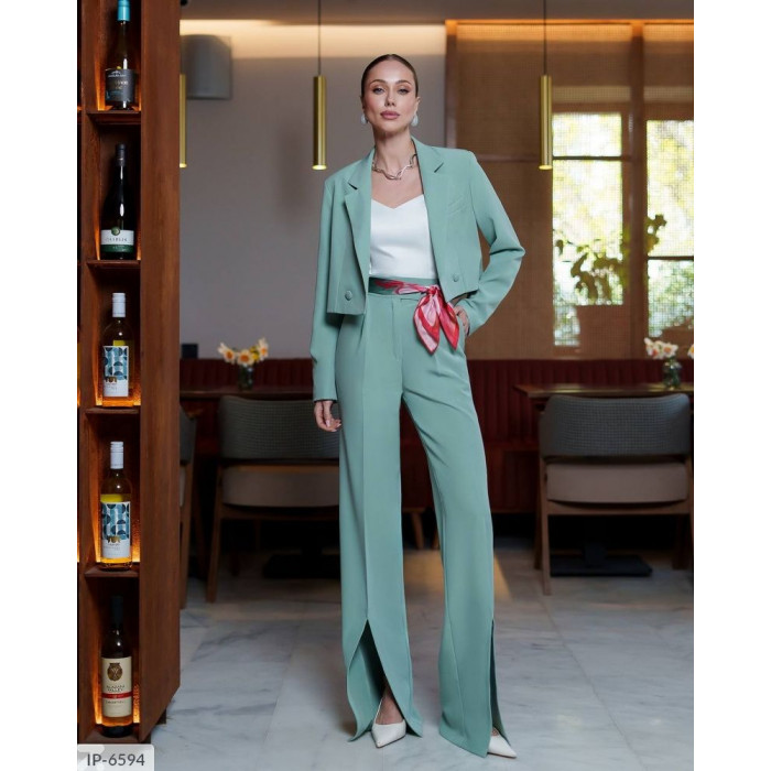 Жіночі костюми IP-6594 — сучасний дизайн і бездоганна посадка