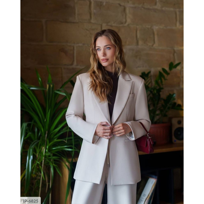 Жіночі костюми Odessa Moda IP-6825 — елегантність і зручність