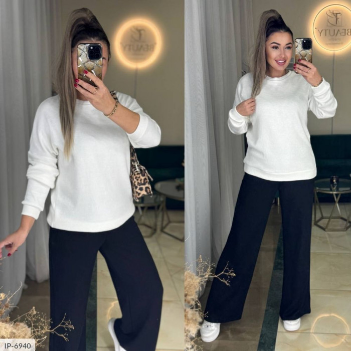 Жіночі прогулянкові костюми IP-6940 — елегантність у кожному русі