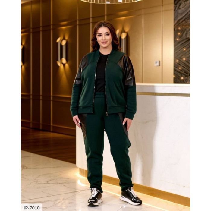 Жіночі прогулянкові костюми XL+ IP-7010 — тренди сезону