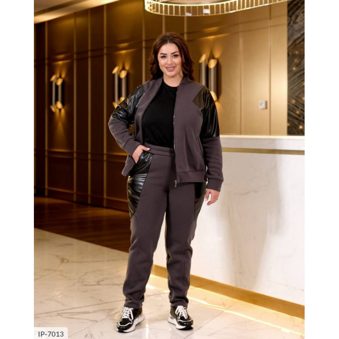 Модні костюми великого розміру IP-7013 — легкість і краса