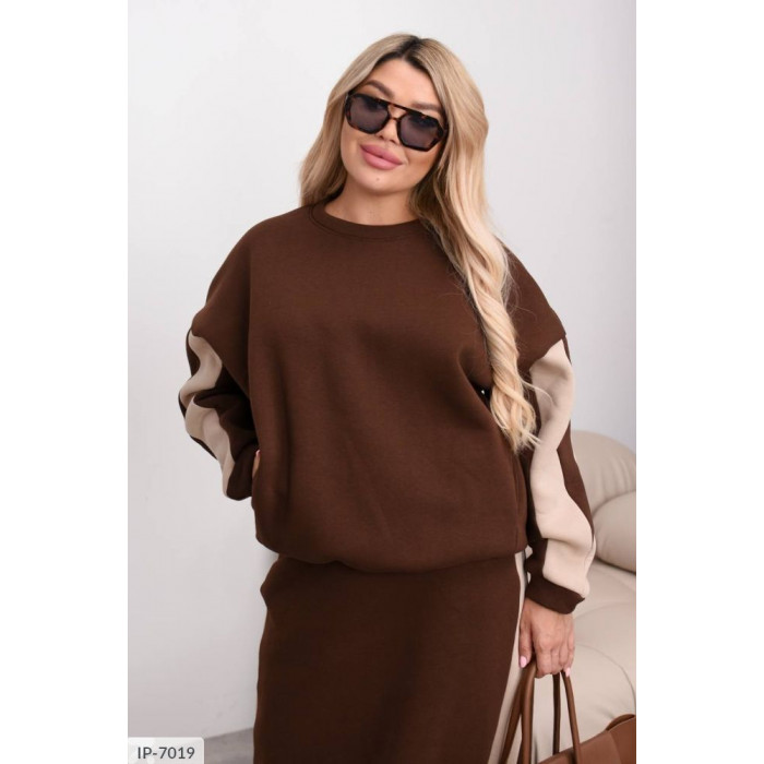 Модні костюми великого розміру IP-7019 — стиль і комфорт