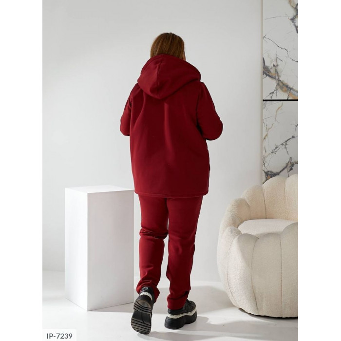 Жіночі прогулянкові костюми IP-7239 — елегантність у кожному русі