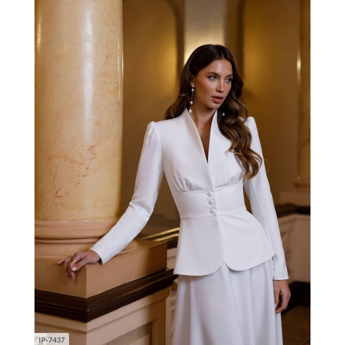 Модні образи IP-7437 — костюми для будь-якої події
