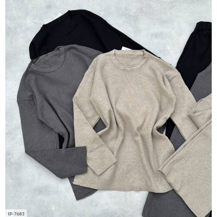 XL+ костюми Odessa Moda IP-7683 — мода для кожного дня