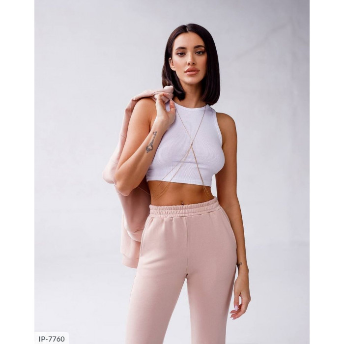 Жіночі костюми Odessa Moda IP-7760 — стиль і впевненість