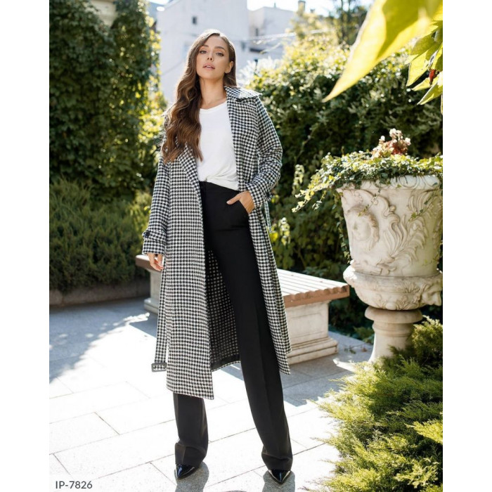 Верхній одяг IP-7826 — тренди сезону для стильних жінок