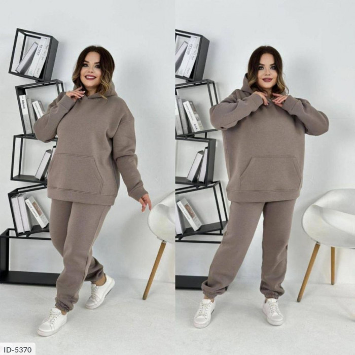Купити Прогулянковий костюм ID-5370