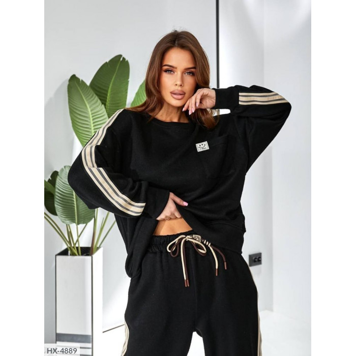 Костюми HX-4889 — практичність і мода