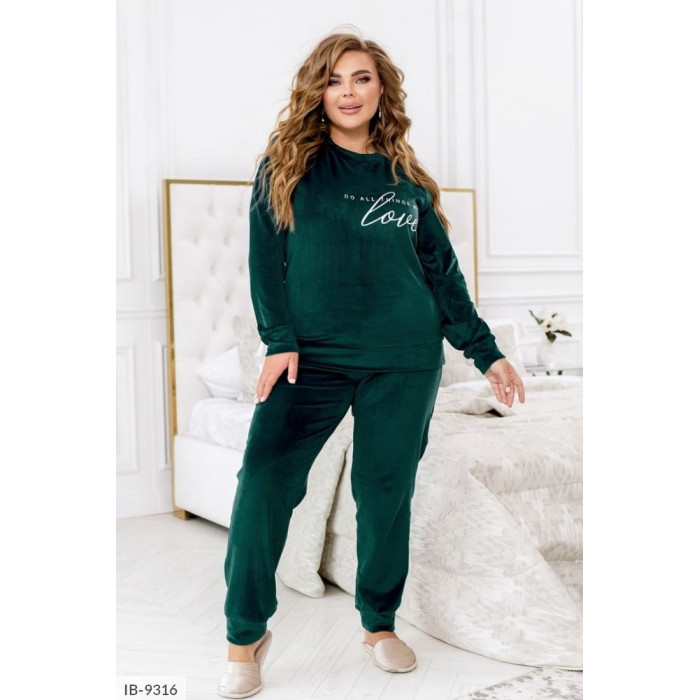 Халати Plus Size IB-9316 — практичність і шарм Халати Plus Size IB-9316 — практичність і шарм