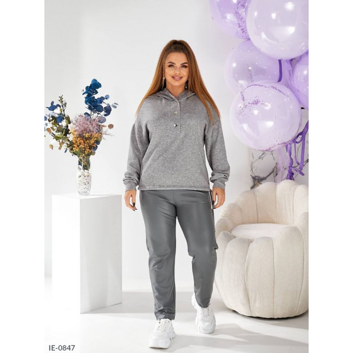 Модні костюми IE-0847 — комфорт і краса