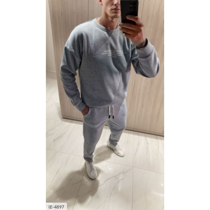 Чоловічі костюми IE-4897 — сучасна класика