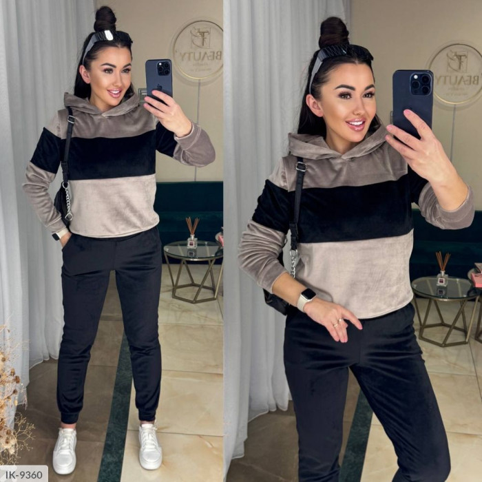 Модні костюми IK-9360 — легкість і впевненість у кожному русі