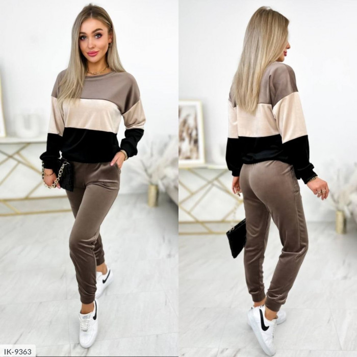 Модні костюми для прогулянок і відпочинку IK-9363