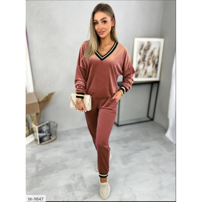 Прогулянкові костюми 2025 IK-9847 — будь у тренді